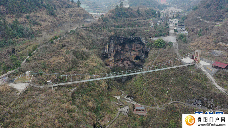 探访贵州万山朱砂古镇 废弃矿山变景区(图7)