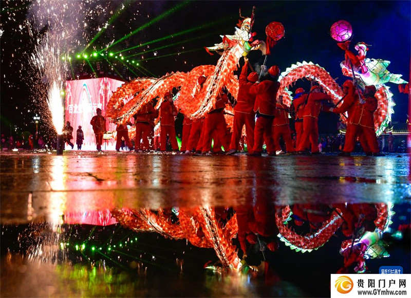 百龙竞技,苗族“舞龙嘘花”闹元宵(图14) 百龙竞技,苗族“舞龙嘘花”闹元宵(图14)