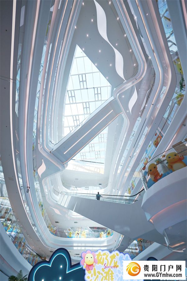 花果园方圆荟·海豚广场开业(图3)