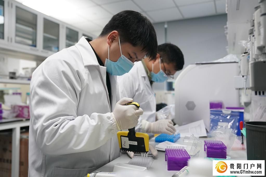 首超3万亿元!2025年医保“家底”更厚实(图2) 首超3万亿元!2025年医保“家底”更厚实(图2)